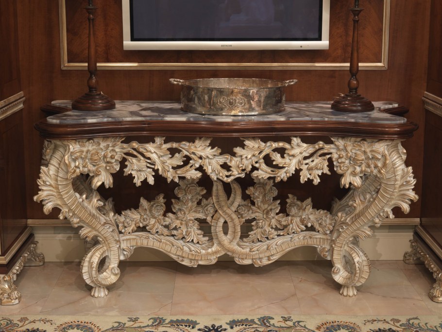 Резная мебель