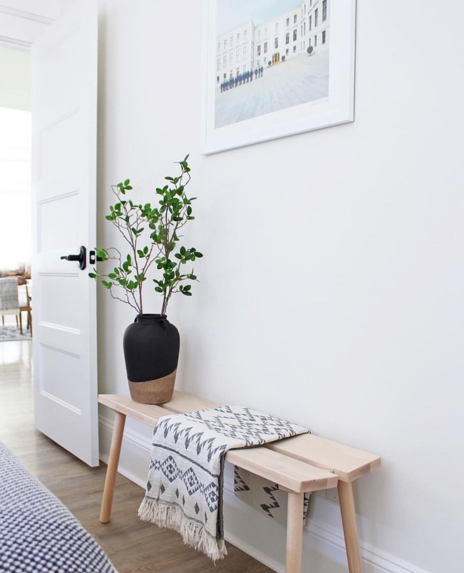 Прихожая рейки с крючками