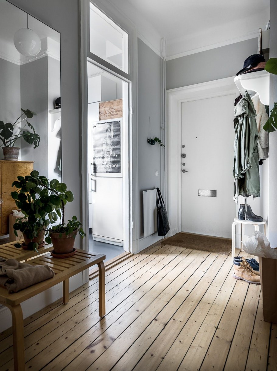 Стеновые панели в интерьере прихожей