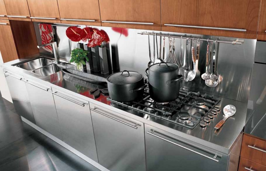 Металлический фартук для кухни