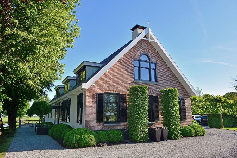 Голландский стиль в архитектуре