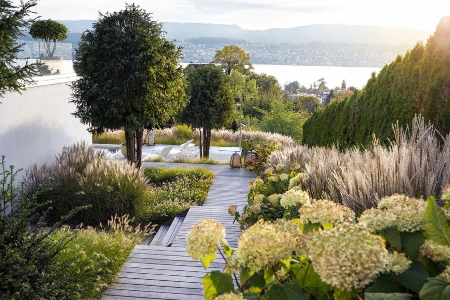 Сад на склоне