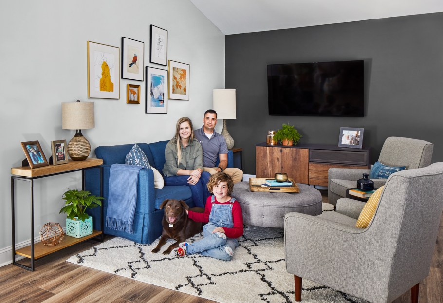 Семья в интерьере