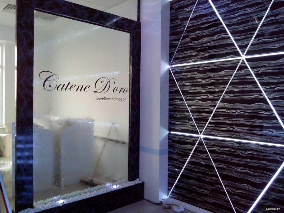 Водопад по пескоструйному стеклу