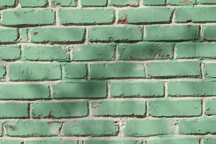 Зеленый кирпич