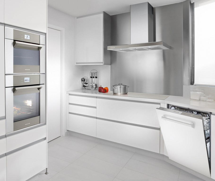 Электрический духовой шкаф de Dietrich DOP 6597 GX