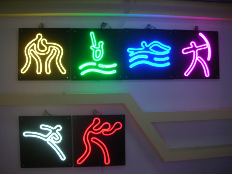 Гибкий неон в интерьере