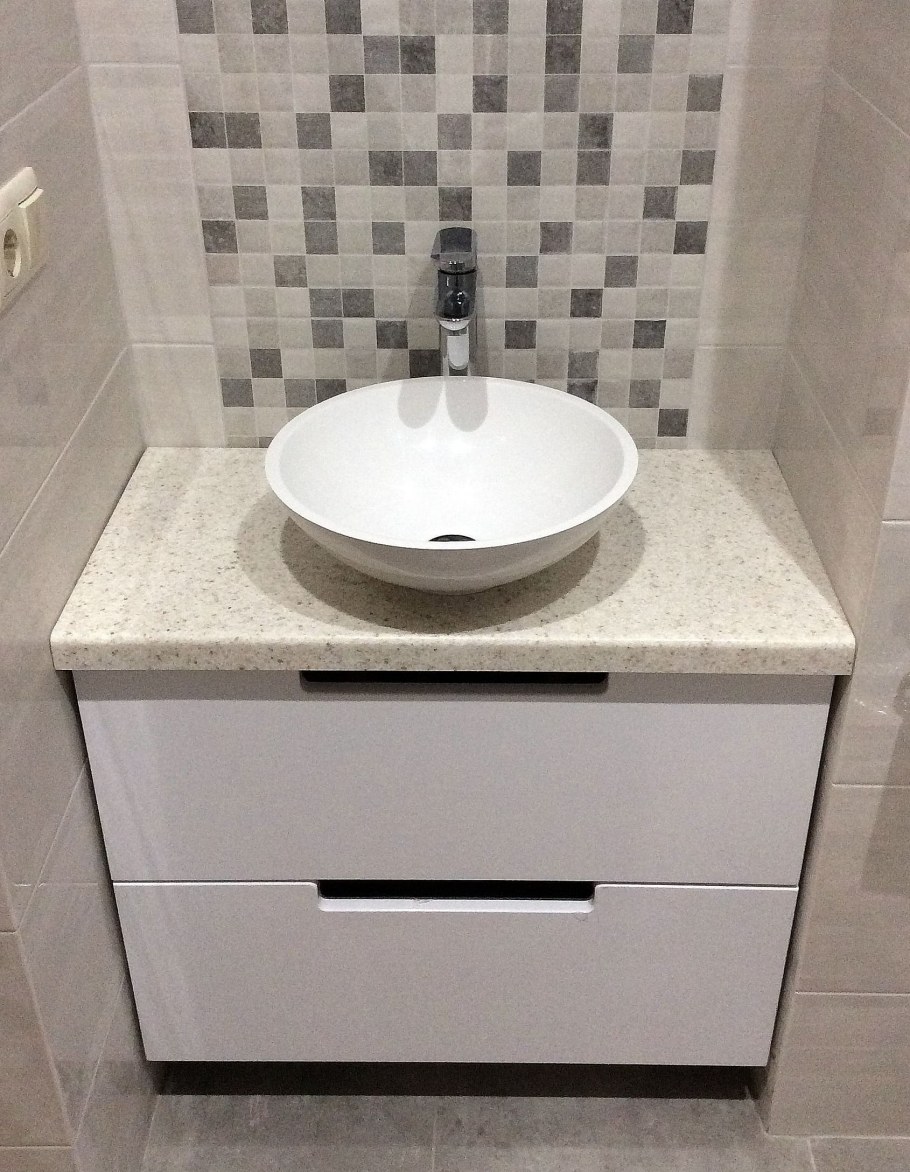 Тумба со столешницей для ванной