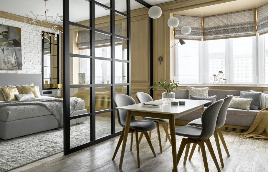 Стеклянная перегородка в кухне гостиной