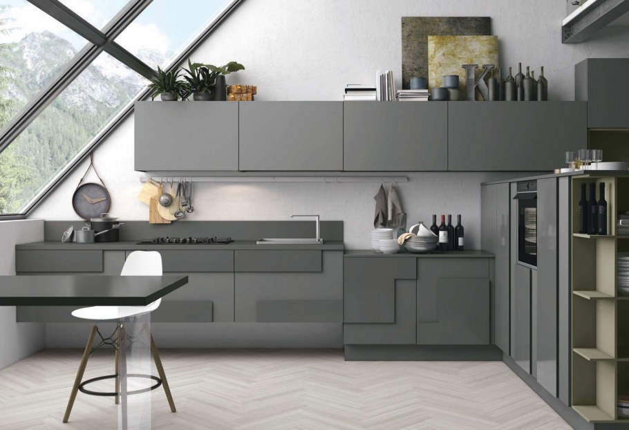 Кухонная мебель серого цвета