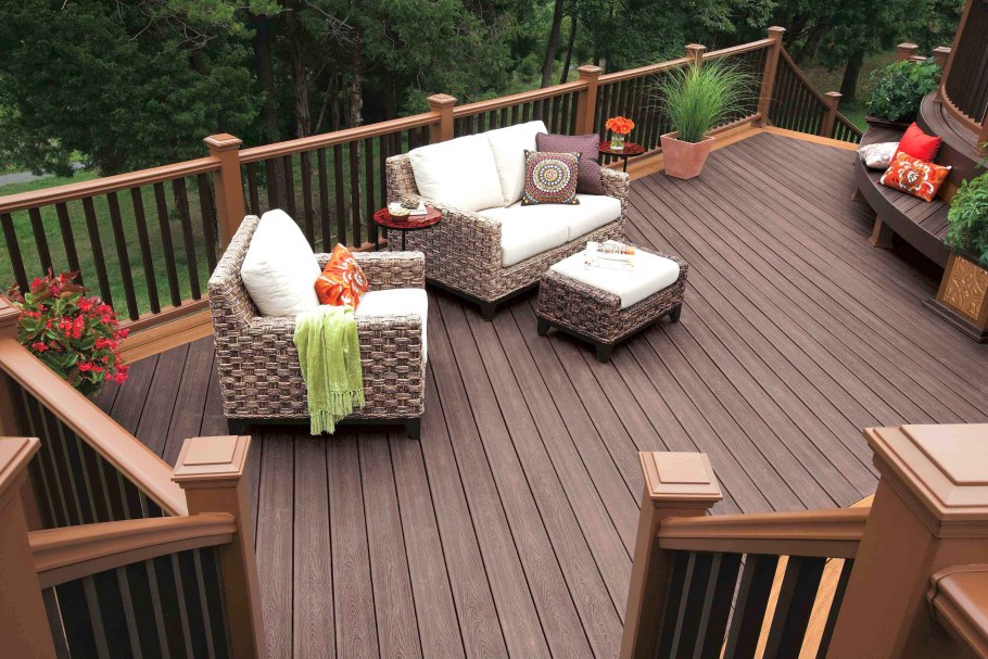 Патио из ДПК