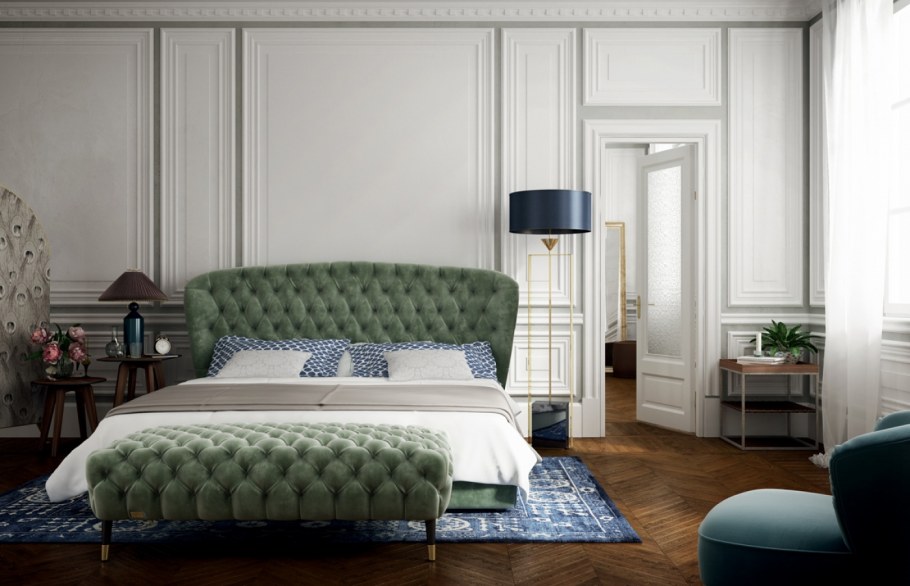 Кровать с высоким изголовьем в неоклассическом стиле