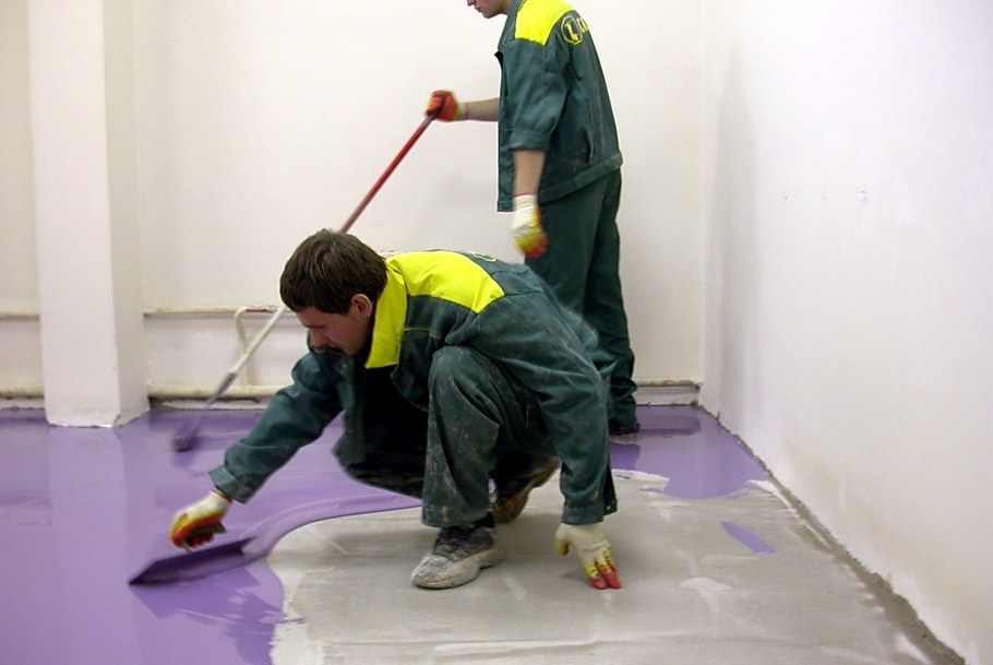 Укладка полимерных полов