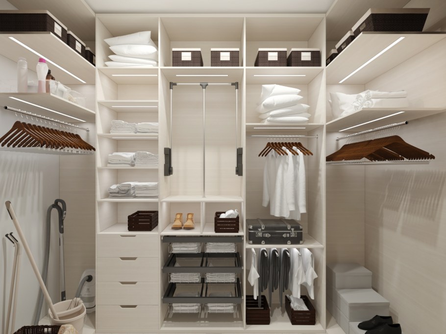 Гардеробные комнаты с гладильной доской