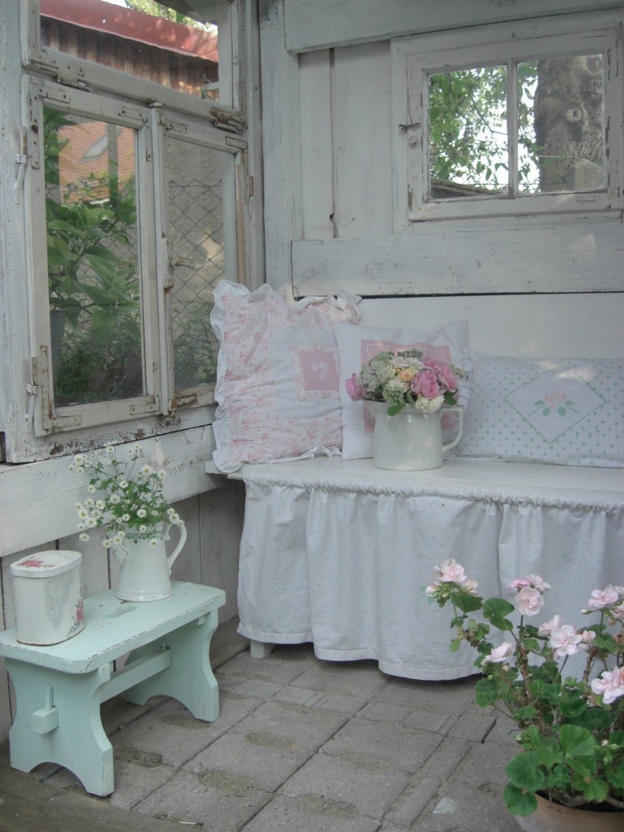 Декор сада в стиле Прованс