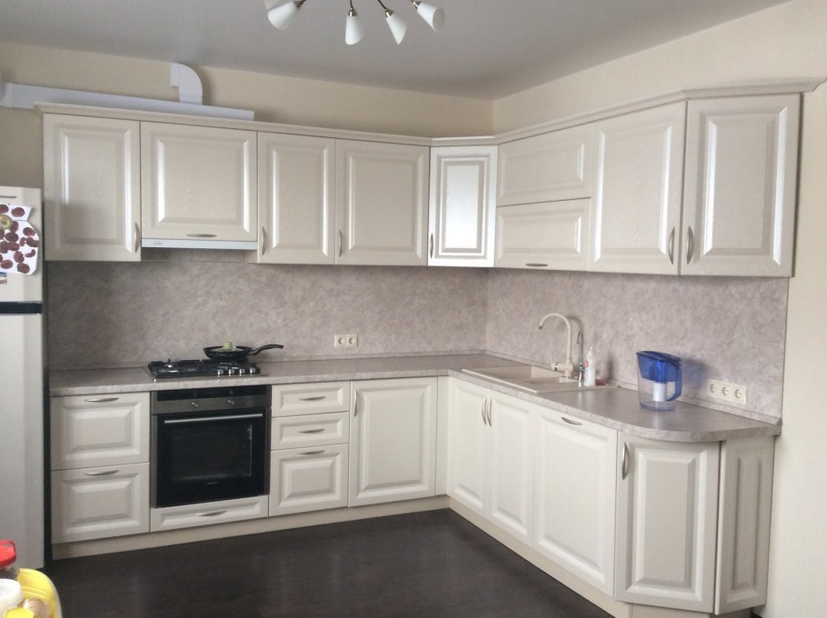 Кухня капучино+ваниль МДФ угловая