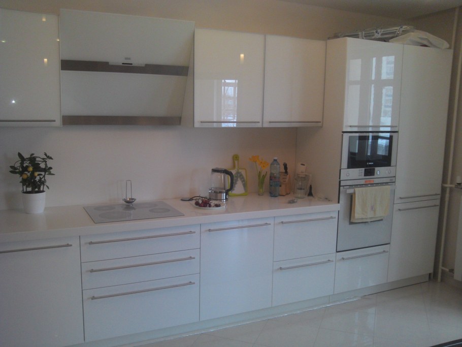 Кухня расцветка жемчужное небо с насечками