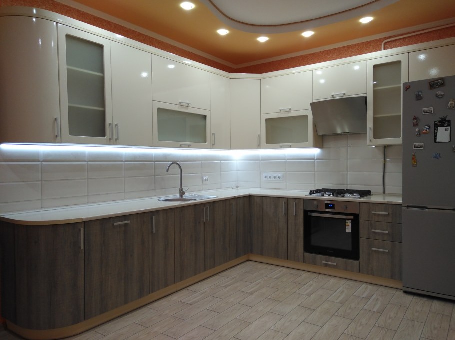 Кухня цвет жемчуг глянец