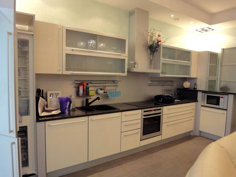 Кухонный гарнитур цвет жемчуг