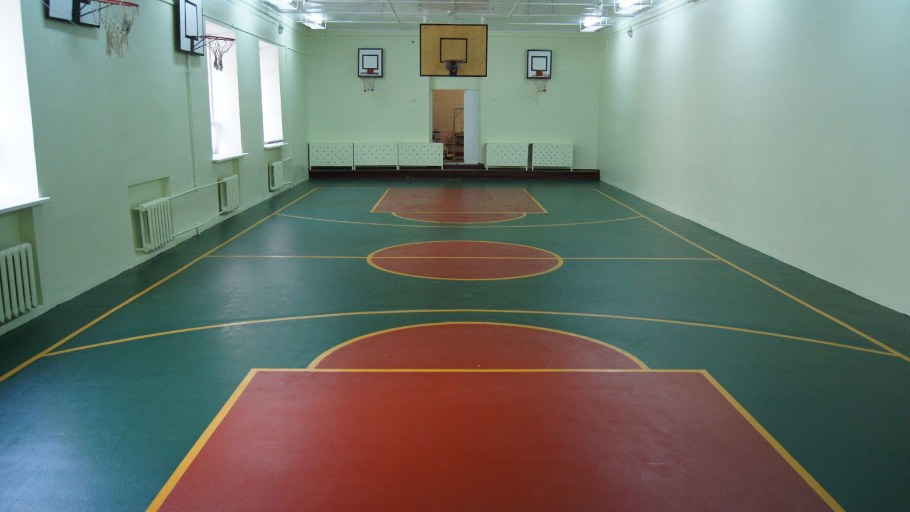 Отделка спортивного зала в школе