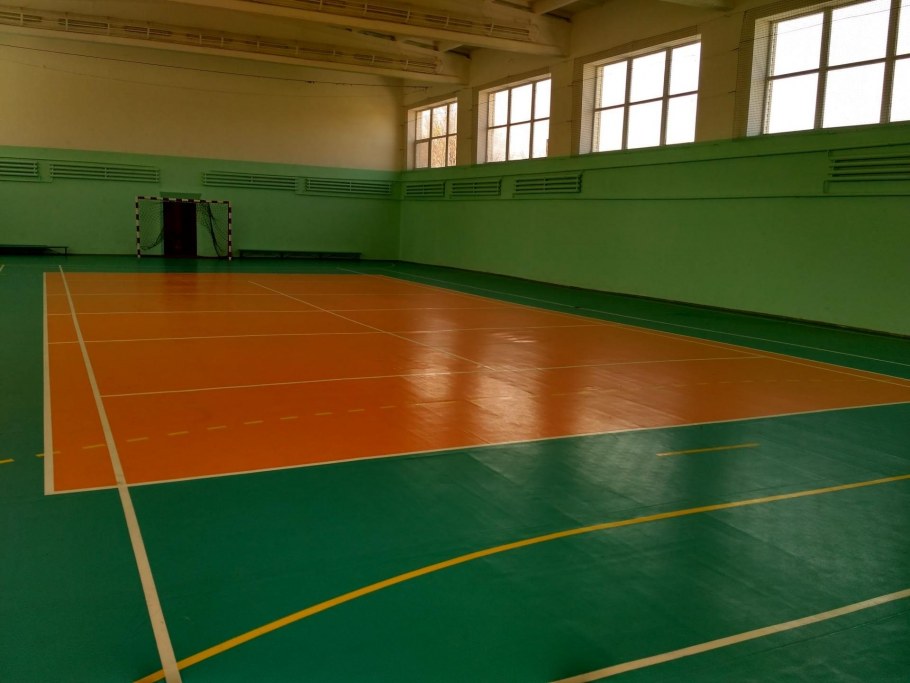 Отделка спортивного зала в школе