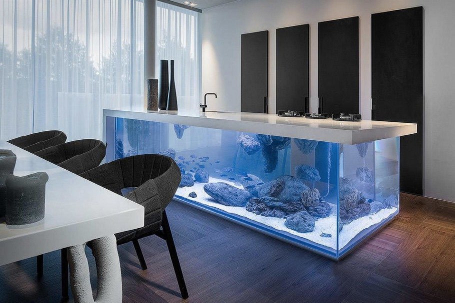 Аквариум в столешнице