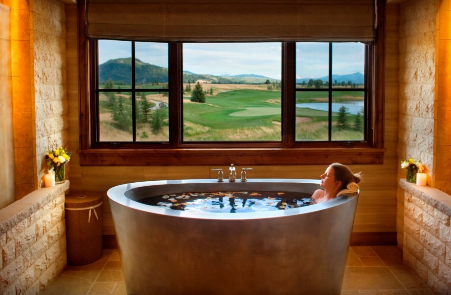 Ванная комната с джакузи