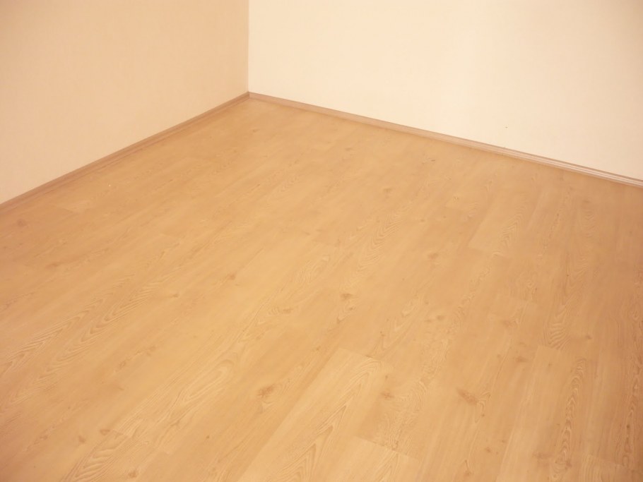 Линолеум белый