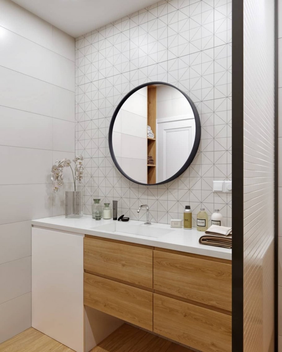 Белая плитка с деревянной столешницей в ванную