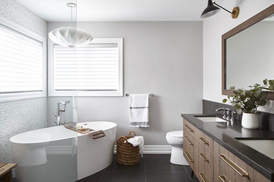 OC-20 Benjamin Moore pale Oak