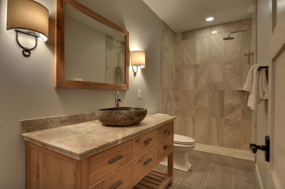 Умывальник у окна в ванной