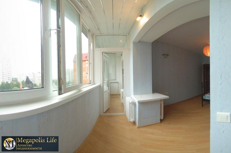 Купить четырехкомнатную квартиру в Бикине