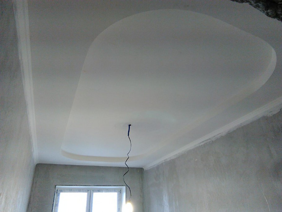 Деревянный потолок в квартире