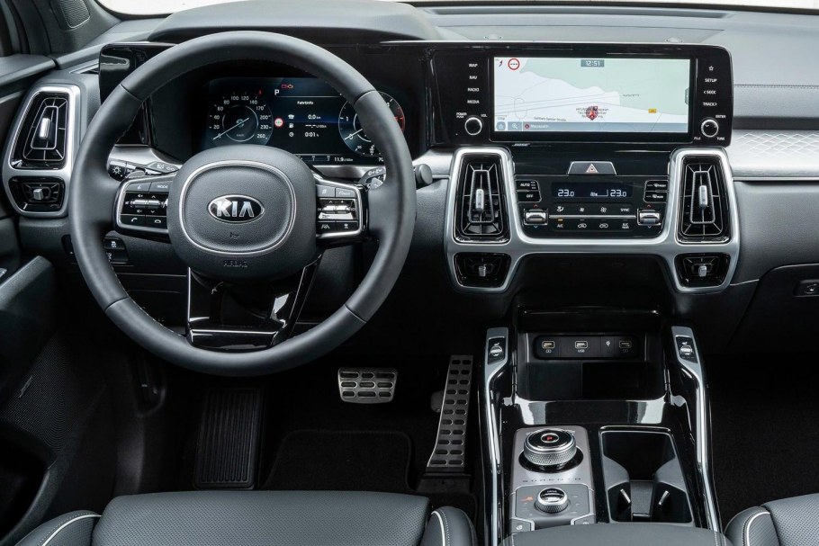 Kia Соренто 2020 салон