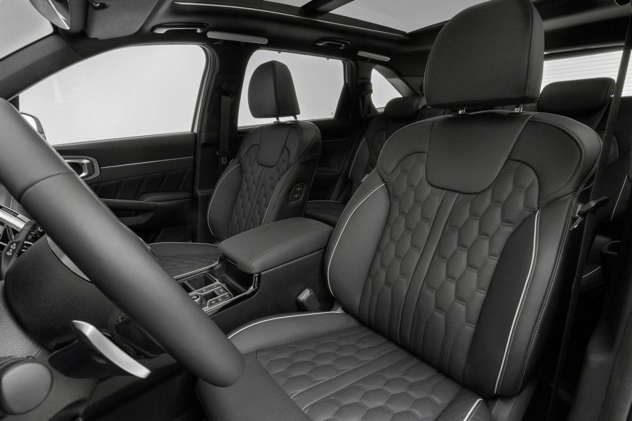 Kia Sorento 2021 интерьер