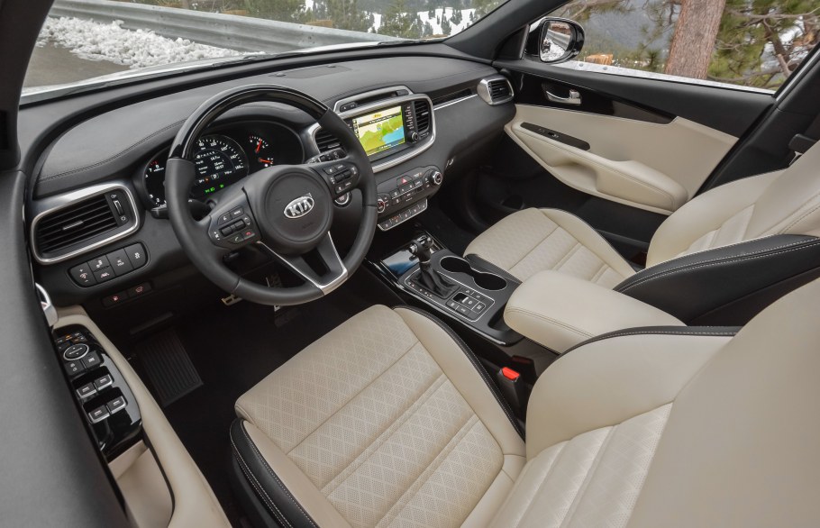 2016 Kia Sorento SXL Interior