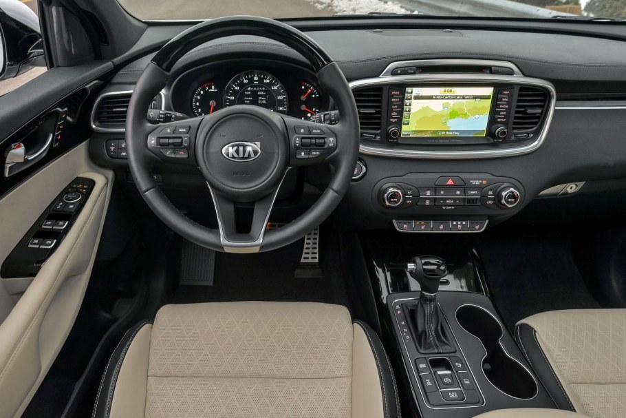 Kia Sorento 2016 салон