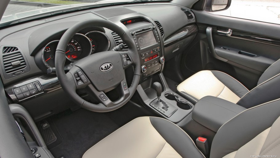 Kia Sorento 2011 салон