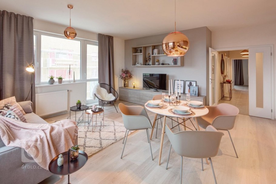 Светлая милая квартира