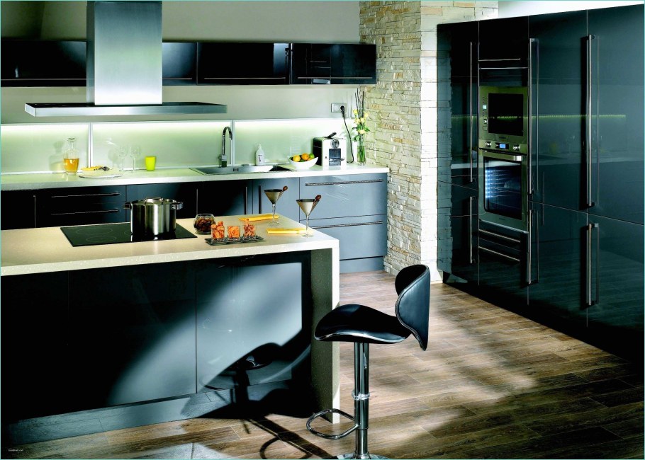 Кухня серый антрацит