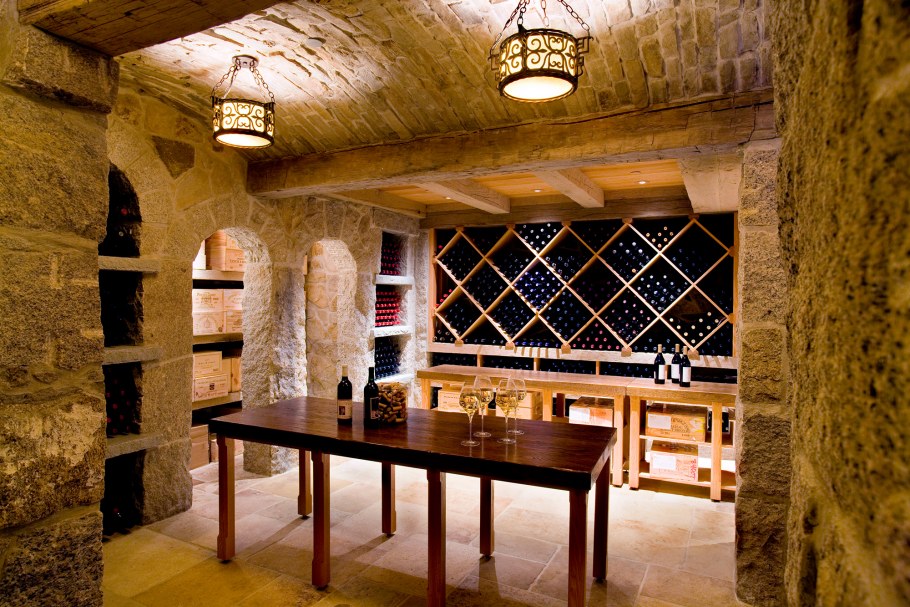 Фреска в стиле винный погреб