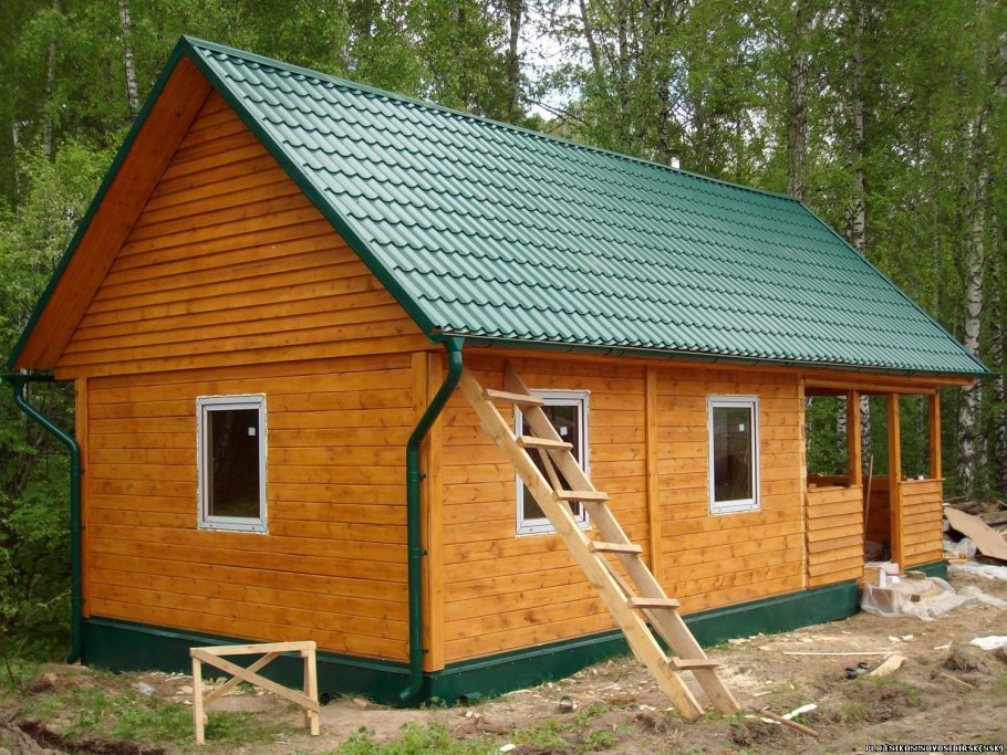 Дачный домик из бруса