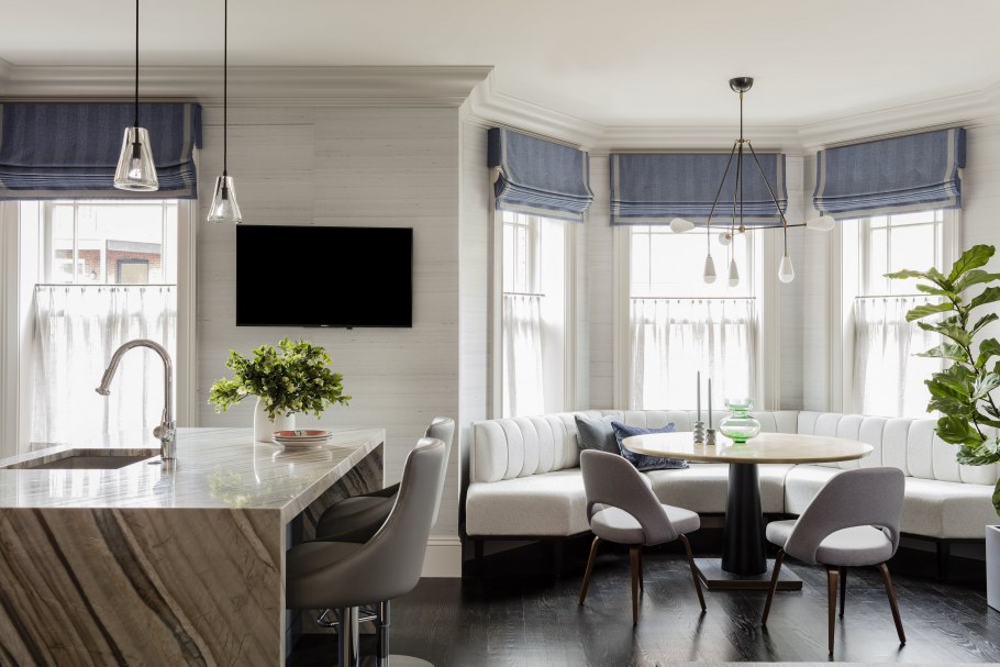 Кухня столовая с эркером