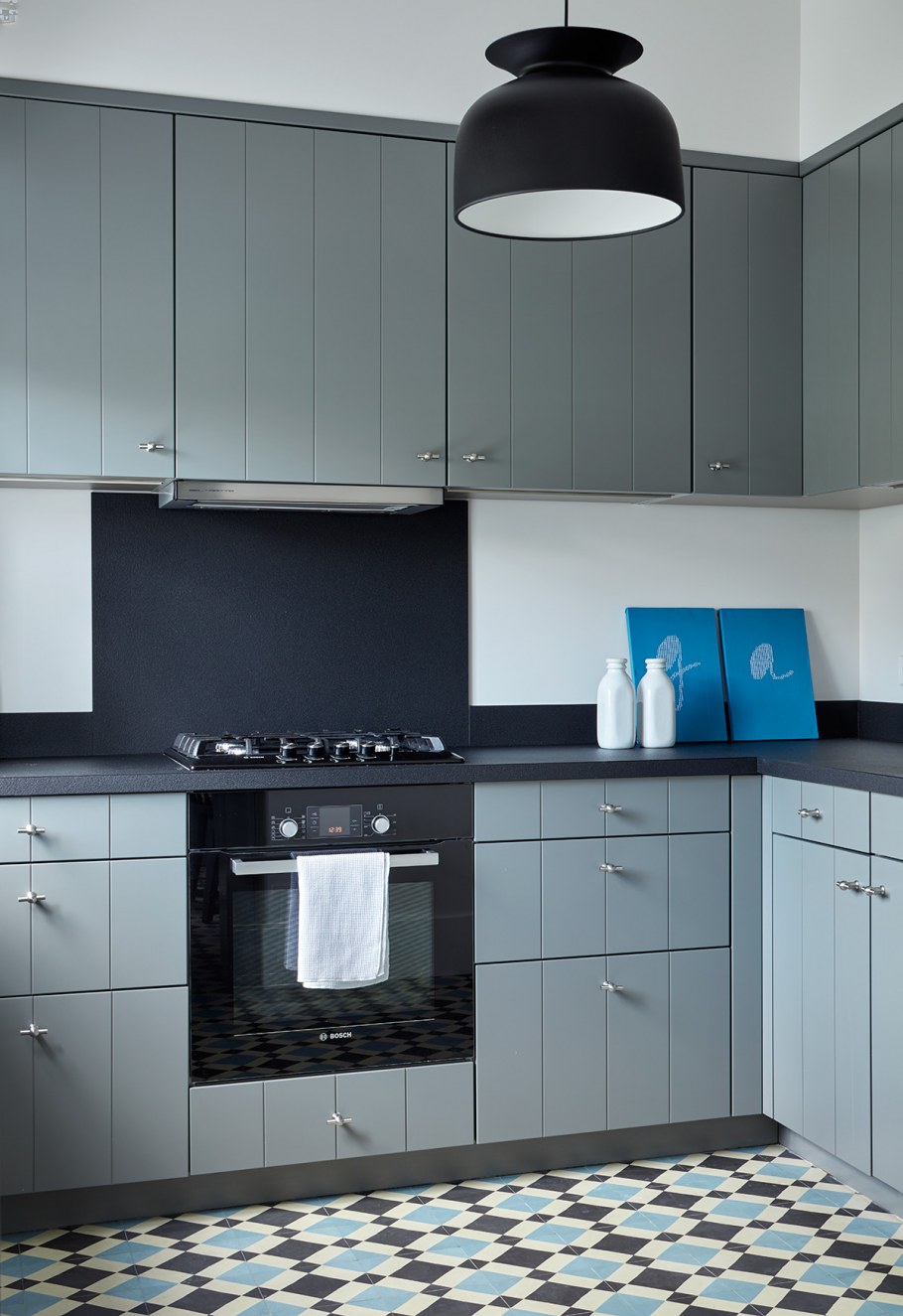 Кухня сине зеленого цвета