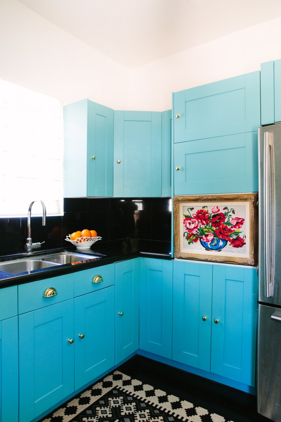 Синие кухни