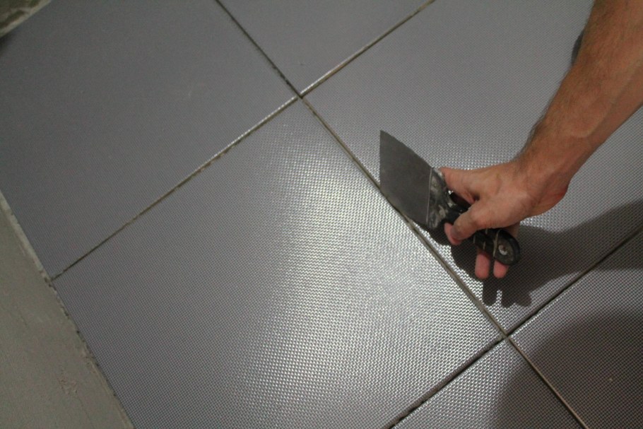 Фуговка швов керамической плитки