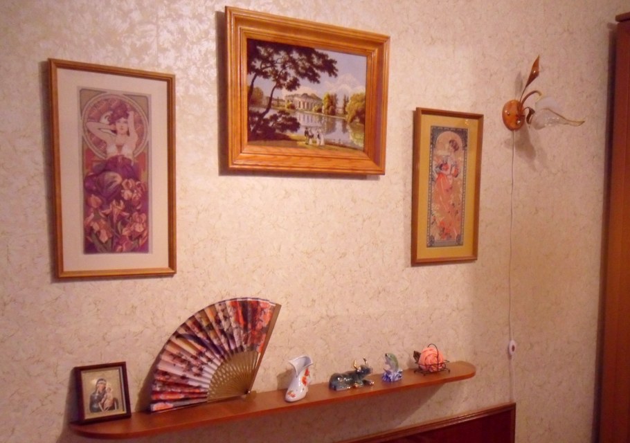 Маленькие вышивки в интерьере