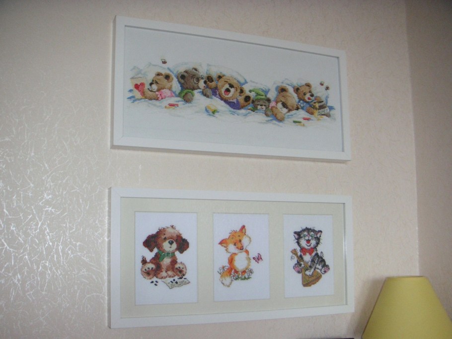 Прикладная вышивка подушки