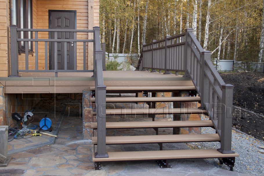 Перила из террасной доски