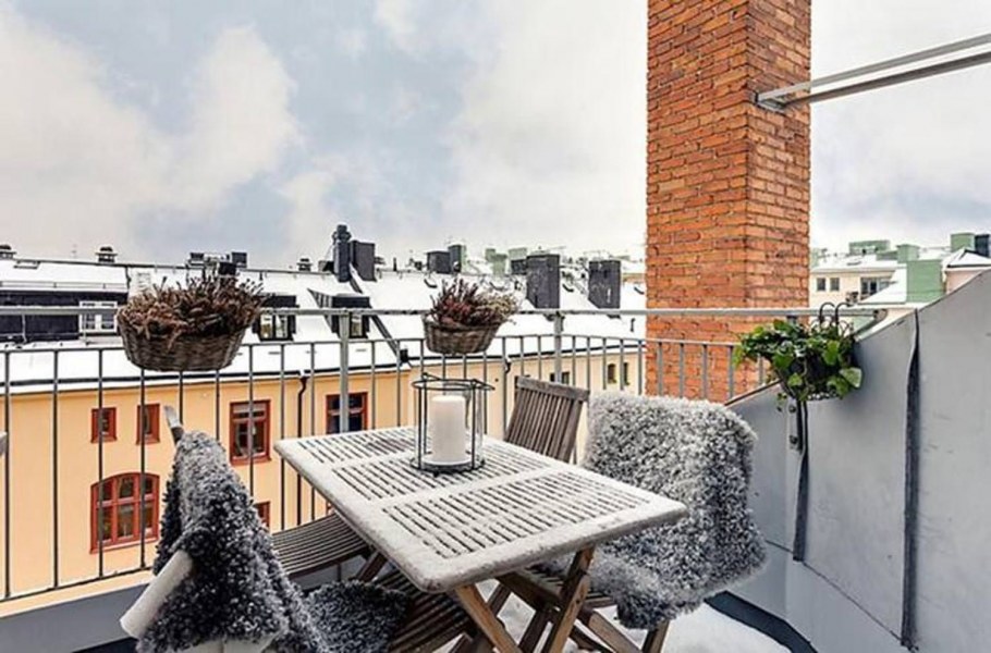 Виды крыш с балконом